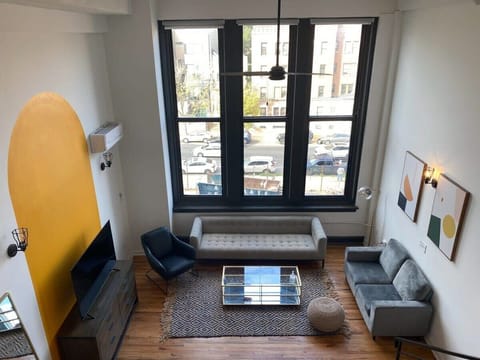 Spacious, gorgeously designed, lofted apartment