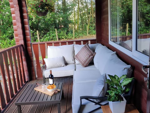 Sitting-out-area | Willow Lodge, Dunoon