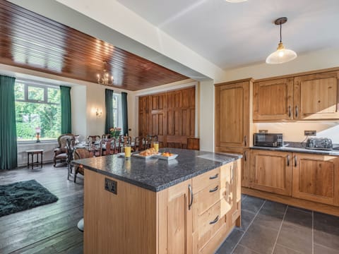 Kitchen | Groudd Hall, Cerrigydrudion