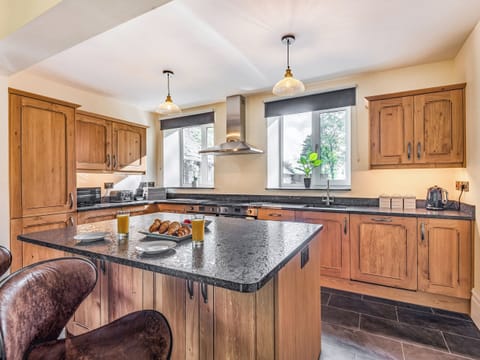 Kitchen | Groudd Hall, Cerrigydrudion