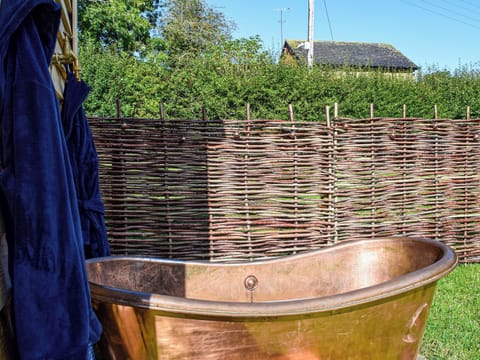 Outdoor area | Grace, Little Braunston