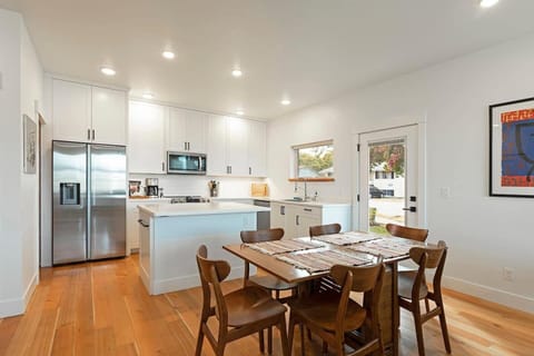 Dining Area ( View into Kitchen(Main Floor))