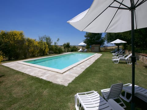 Holiday Home Swimming Pool