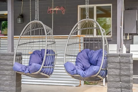 35-web-or-mls-201-e-auburn-dr