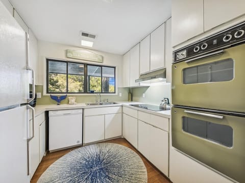 Kitchen at 63 Mooring Buoy