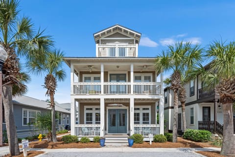 Welcome to Driftwood Dunes