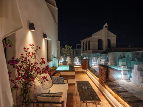 Penthouse with private terrace and views | Egyptian cotton sheets, premium bedding, down comforters