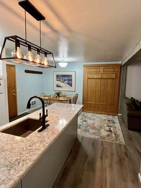 Indoors, Floor, Sink Faucet, Sink, Home Decor