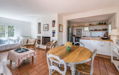 Kitchen/sitting room