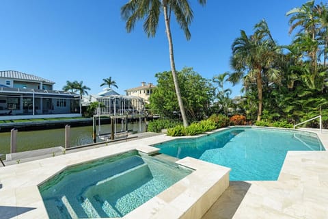 Pool heated year round to 86° for your comfort and enjoyment