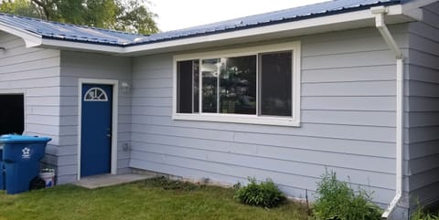 Front of Cottage A