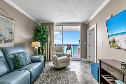 Majestic Beach Towers 2-1005