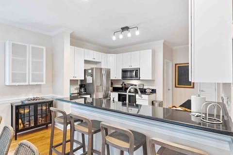 Our fully appointed chefs kitchen has everything you need to feed your group. 