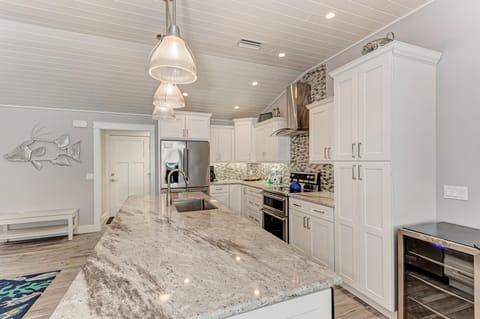 Beautiful Kitchen with stainless appliances and granite counters