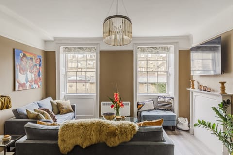 Apartment | Living room