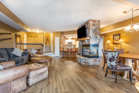 Spacious main floor