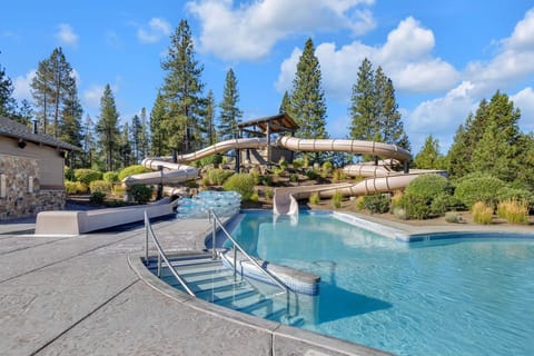House, Multiple Beds (Diamond Peak - Unit 20) | Pool
