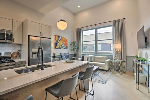 Birmingham Vacation Rental | 1BR | 1BA | 1-Story | 585 Sq Ft | Step-Free Access