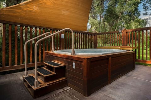Common Area Hot Tubs (2)