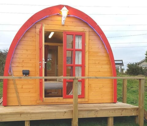 Cabin | Exterior