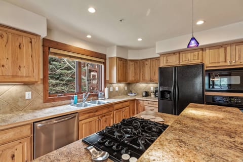 What chef doesn't love a gas range