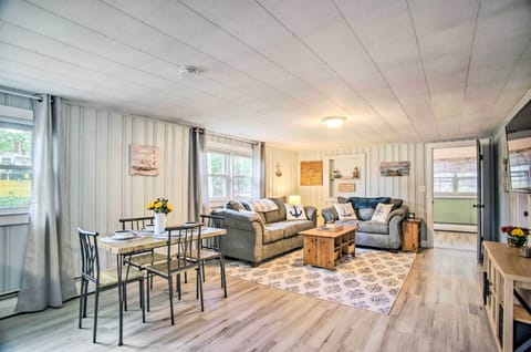 Wareham Vacation Rental | 3BR | 1BA | 872 Sq Ft | 2 Steps Required for Access