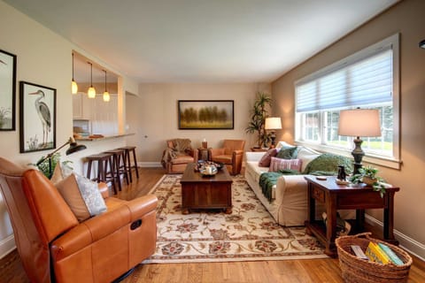 Spacious, pottery barn inspired living room.