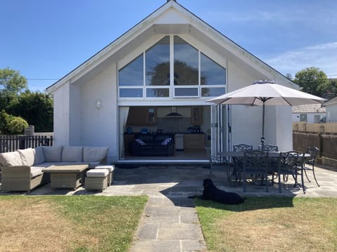 Cottage | Outdoor dining