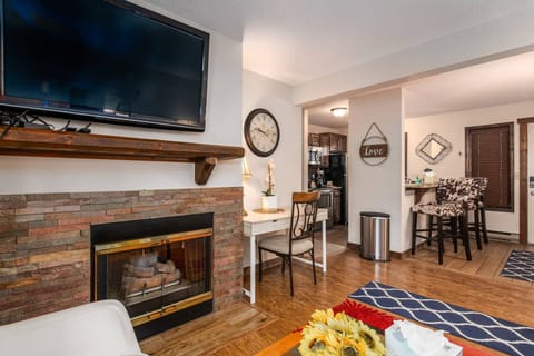 Open plan living, dining and kitchen