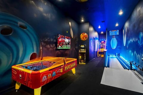 Arcade w/ Bowling Alley, Air Hockey Table and Basketball Game *Highlight*