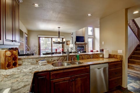 Cook and entertain family and friends with great open concept kitchen/living