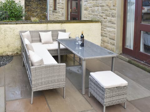 Outdoor area | The Ginnel Mews, Skipton