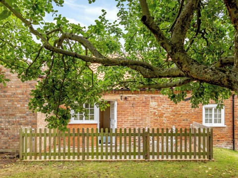 Patio | The Croft - Retford Retreats, Laneham, near Lincoln