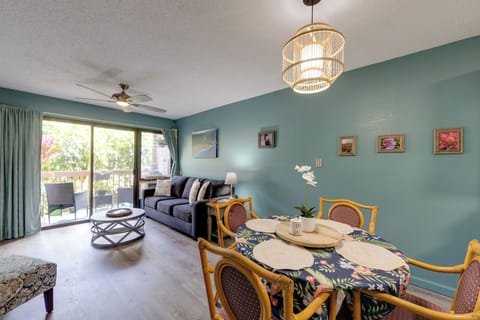 Lihue Vacation Rental | 2BR | 1.5BA | 920 Sq Ft | Stairs Required