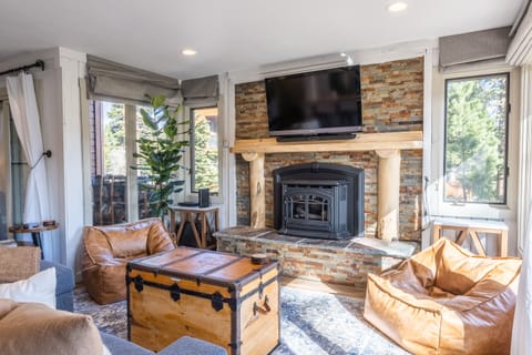 Living Room / Flat Screen TV / Pellet Stove