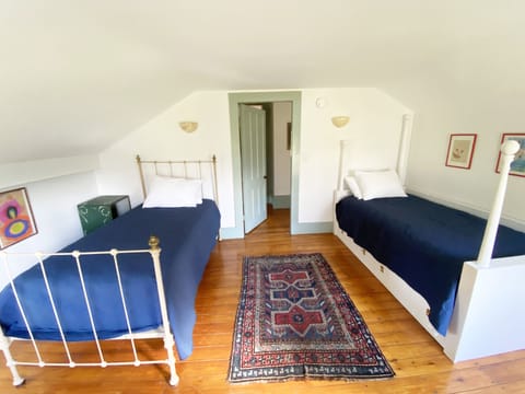 South bedroom with two twin beds