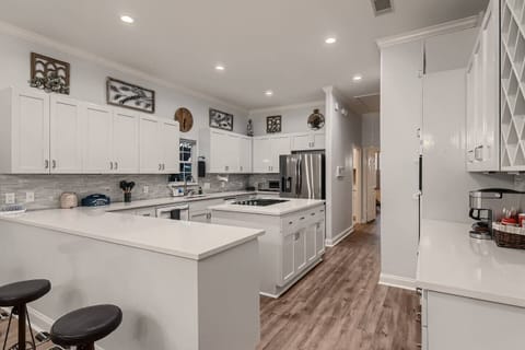 Fully stocked Kitchen