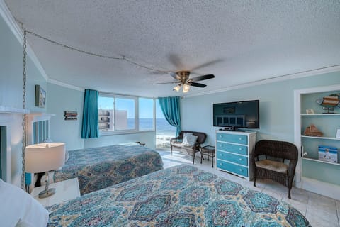 View of the gulf from the bed/kitchenette.