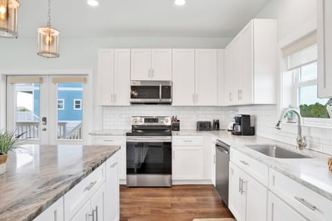 Fully equipped kitchen