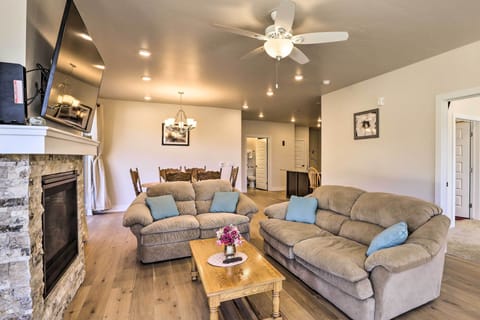 Keystone Vacation Rental | 2BR | 2BA | 1,216 Sq Ft | Step-Free via Elevator