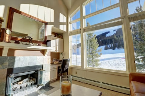 Townhome, 4 Bedrooms | Dining