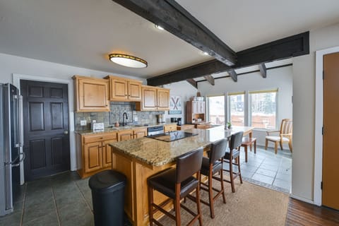 Large kitchen with everything you need to whip up a lovely meal