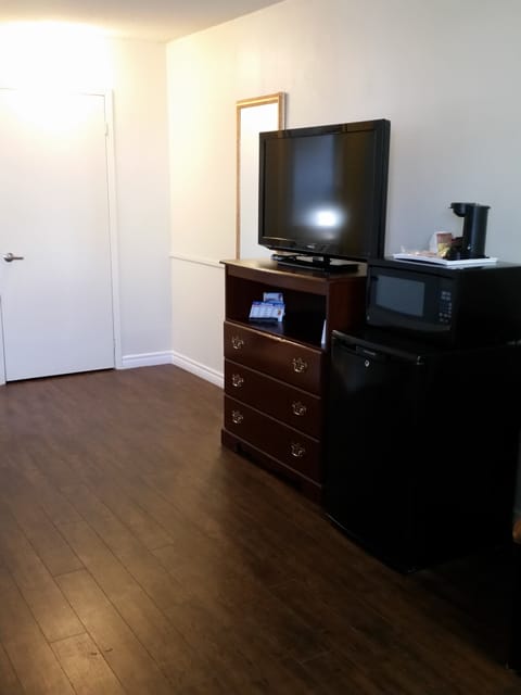 42-inch flat-screen TV with cable channels, TV