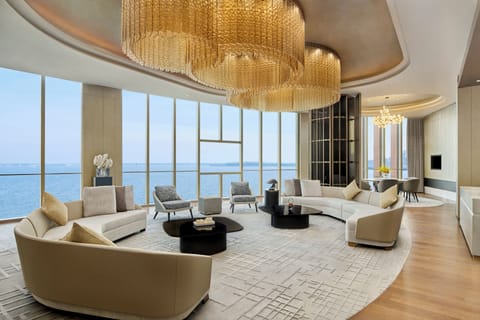 Lan Suite | Living room