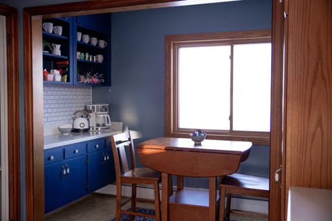 Breakfast Nook/Coffee Bar with a view of The Old Course (golf course).
