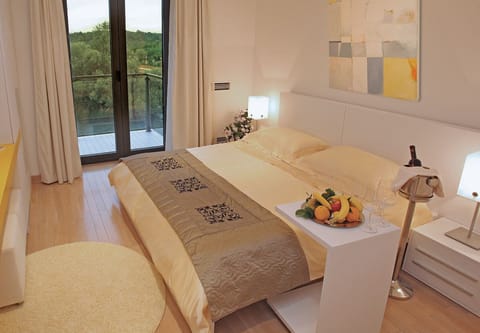 Minibar, in-room safe, free cribs/infant beds, free WiFi