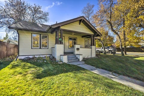 Billings Vacation Rental | 2BR | 1BA | Stairs Required for Entry | 1,000 Sq Ft