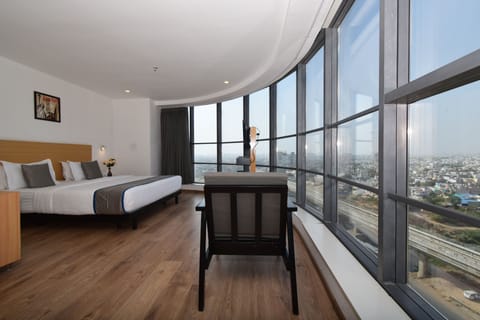 Executive Room | Premium bedding, desk, free WiFi, bed sheets