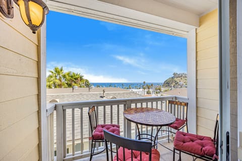217BA - Avalon Townhouse Balcony View