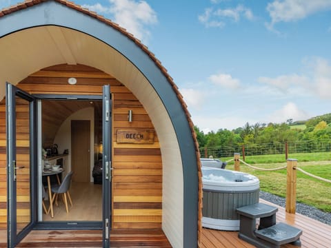 Outdoor area | Brook Valley Glamping-Beech - Brook Valley Glamping, Llanfair Caereinion